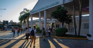 En la Universidad de La Matanza continúan con la entrega de las credenciales de vacunación contra la Covid 19
