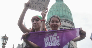 8M: Masiva marcha en el Congreso por el día de la Mujer
