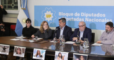 Conferencia de prensa por la detención de Alexia Abaigar y Eva Mieri
