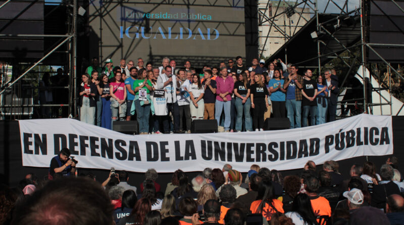 Universitarios se preparan para la tercera Marcha Federal