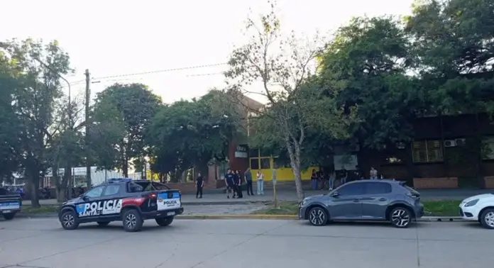 Santa Fe: un alumno mató a un compañero dentro de un colegio