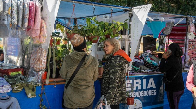 Las ferias de emprendedoras y emprendedores de La Matanza continúan en mayo