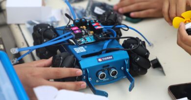 La Matanza fortalece la enseñanza en robótica e inteligencia artificial en las escuelas secundarias