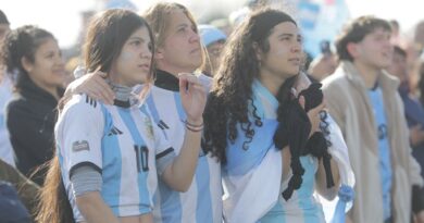 En el Fan Fest MTZ, se vive la semifinal entre Argentina – Inglaterra en pantalla gigante