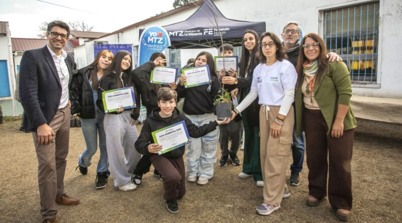 Crecen más viveros nativos en las escuelas secundarias de La Matanza